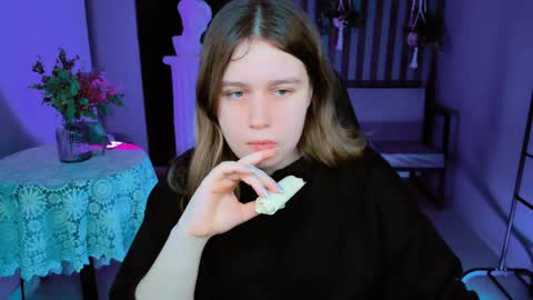 fiora online show from 26, 1, 2025