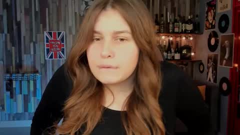 fiora online show from 28, 11, 2025