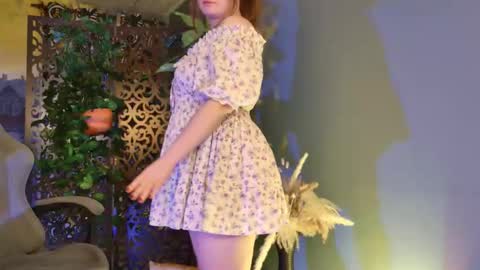 fiora online show from 15, 12, 2025