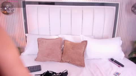 Fiorela online show from 19, 4, 2026