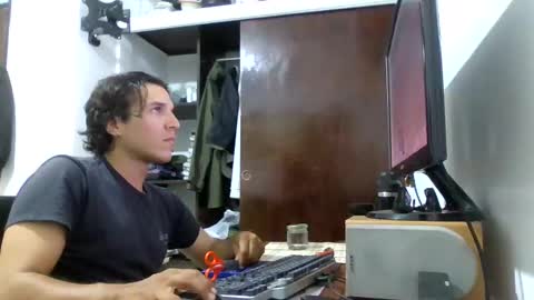 Snapshot of firefeelings chatting on 2, 1, 2025 Ricardo online show from 2, 1, 2025