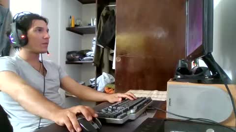 Snapshot of firefeelings chatting on 3, 1, 2025 Ricardo online show from 3, 1, 2025