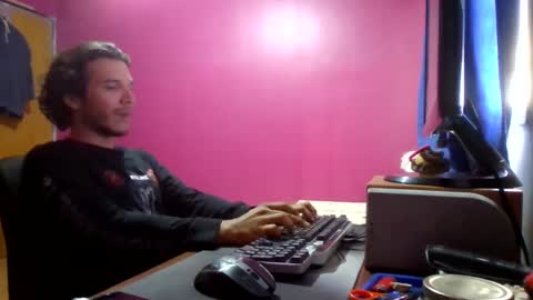 Snapshot of firefeelings chatting on 22, 2, 2025 Ricardo online show from 22, 2, 2025