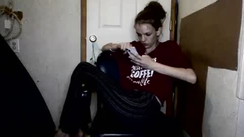 Snapshot of firsttime_freak chatting on 27, 5, 2026 FirstTimeFeak online show from 27, 5, 2026