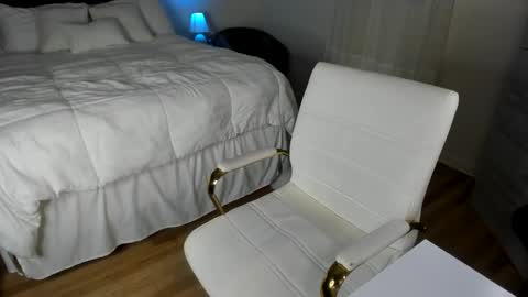 Snapshot of fitandfriskyfunxxx chatting on 18, 12, 2024 Jamie or Frisky online show from 18, 12, 2024