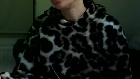 Snapshot of fitbut chatting on 4, 2, 2025 Fitbut online show from 4, 2, 2025