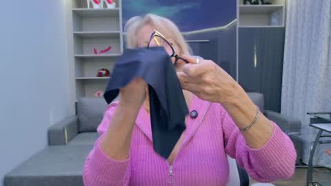 Snapshot of fitcougarcb chatting on 6, 2, 2026 Bianca online show from 6, 2, 2026