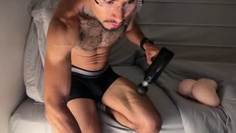 Snapshot of fitjacques chatting on 8, 7, 2026 fitjacques online show from 8, 7, 2026