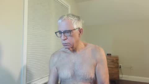 Snapshot of fitman999 chatting on 6, 2, 2026 Jon online show from 6, 2, 2026