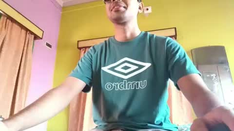 Snapshot of fizz_04_fun chatting on 23, 6, 2026 Ur BoyToy online show from 23, 6, 2026