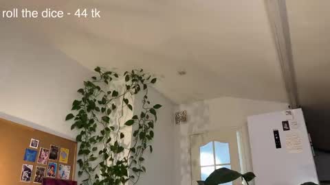 Snapshot of flaming_hotty chatting on 19, 10, 2025 Eva online show from 19, 10, 2025