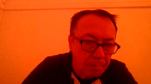 Snapshot of flenzo44 chatting on 2, 12, 2025 flenzo44 online show from 2, 12, 2025