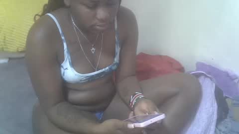 Snapshot of floral_q chatting on 6, 7, 2026 Floral online show from 6, 7, 2026