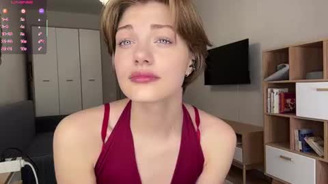 Snapshot of florenceheatly chatting on 17, 6, 2026 Flora online show from 17, 6, 2026