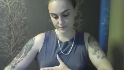 Snapshot of flower_bluee chatting on 24, 5, 2026 Ambika 3 online show from 24, 5, 2026