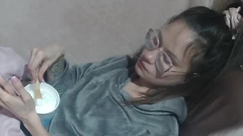 Snapshot of flowercandydoll13 chatting on 23, 3, 2026 say meow and send tip online show from 23, 3, 2026