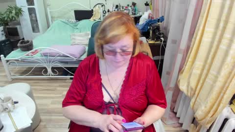 Snapshot of flowerlover8 chatting on 3, 4, 2026 Flowerlower online show from 3, 4, 2026