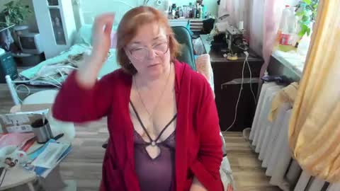 Snapshot of flowerlover8 chatting on 26, 5, 2026 Flowerlower online show from 26, 5, 2026