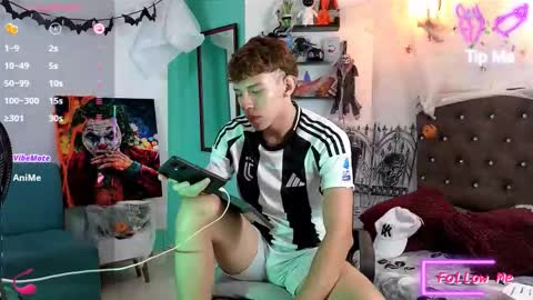 flowers109 online show from 3, 11, 2025