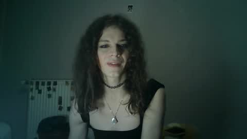 Snapshot of flowpinou chatting on 17, 9, 2025 Emmy online show from 17, 9, 2025