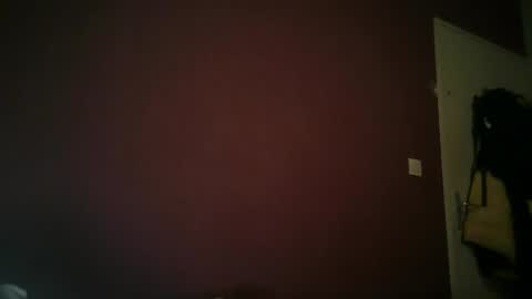 Snapshot of flowpinou chatting on 18, 9, 2025 Emmy online show from 18, 9, 2025