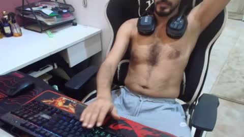 Snapshot of flowthefun chatting on 5, 7, 2026 flowthefun online show from 5, 7, 2026