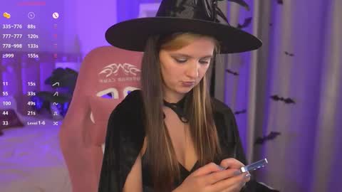 LilLisa online show from 24, 10, 2025