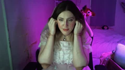 Snapshot of fluxsux chatting on 15, 9, 2025 Flux online show from 15, 9, 2025