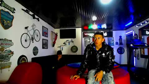 flyckers online show from 30, 5, 2026