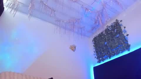 lia online show from 14, 12, 2025