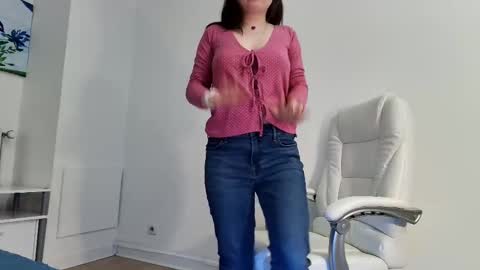 Snapshot of flymybutterfly chatting on 27, 2, 2026 flymybutterfly online show from 27, 2, 2026