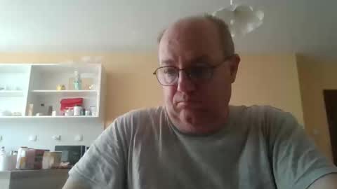 Snapshot of fm_group_nederland chatting on 7, 4, 2026 VIP Magnolia online show from 7, 4, 2026