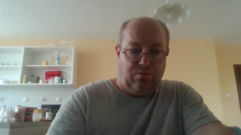 Snapshot of fm_group_nederland chatting on 11, 4, 2026 VIP Magnolia online show from 11, 4, 2026