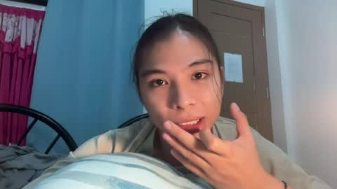 Snapshot of foeheart chatting on 4, 7, 2026 Foe online show from 4, 7, 2026