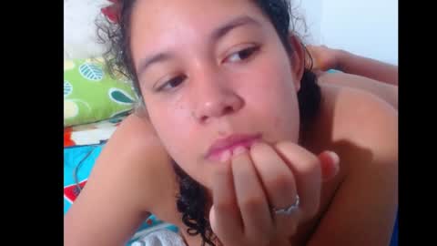 Snapshot of forbidden_games__ chatting on 6, 2, 2025 emely and felix online show from 6, 2, 2025