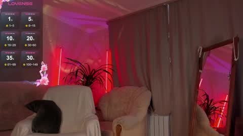     online show from 10, 4, 2026