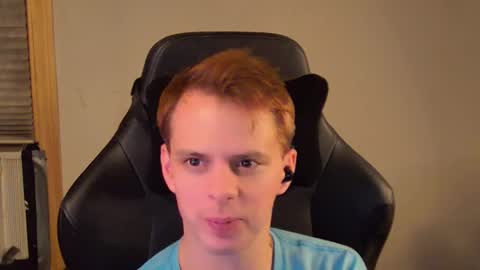 Snapshot of forever_broken chatting on 22, 12, 2024 forever_broken online show from 22, 12, 2024