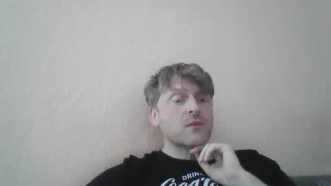 Snapshot of forgotten_lover chatting on 24, 4, 2026 forgotten_lover online show from 24, 4, 2026