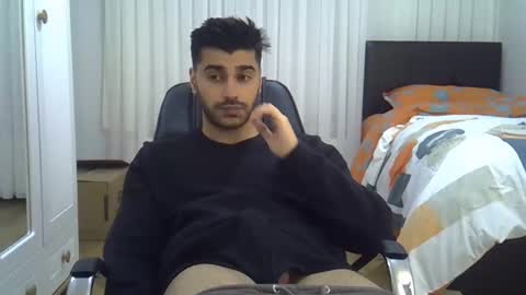 Snapshot of fortiori8 chatting on 11, 11, 2025 fortiori8 online show from 11, 11, 2025