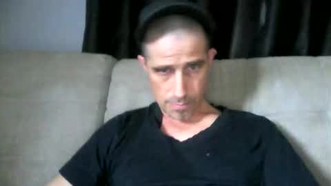 fouraide42 online show from 27, 2, 2025