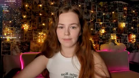 Snapshot of fox_lisaaa chatting on 9, 1, 2026 Lisa online show from 9, 1, 2026