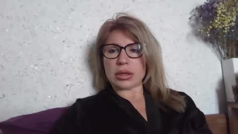 Snapshot of fox_red_lady7 chatting on 1, 3, 2026 fox_red_lady7 online show from 1, 3, 2026