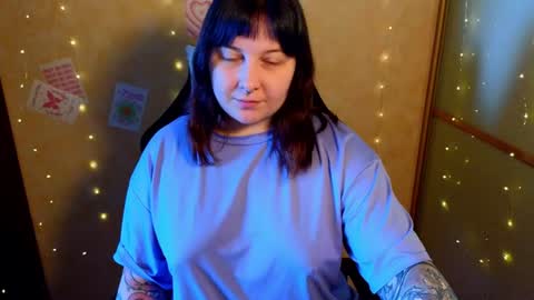 Snapshot of foxgirlandmerguis chatting on 11, 6, 2026 Belinda online show from 11, 6, 2026
