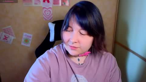 Snapshot of foxgirlandmerguis chatting on 7, 8, 2026 Belinda online show from 7, 8, 2026
