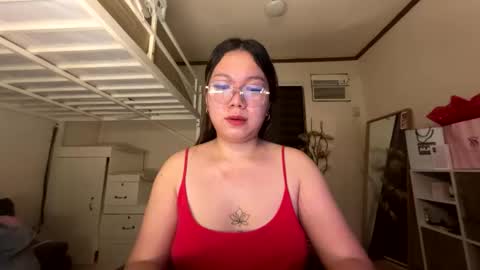 Snapshot of foxieeealona chatting on 16, 5, 2026 Alicia Baby online show from 16, 5, 2026