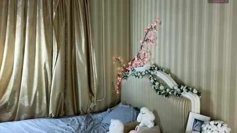 Snapshot of foxxx_tail chatting on 25, 2, 2026 Petra online show from 25, 2, 2026