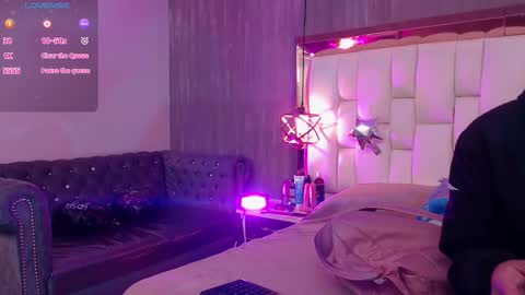 Foxxy  online show from 30, 10, 2025