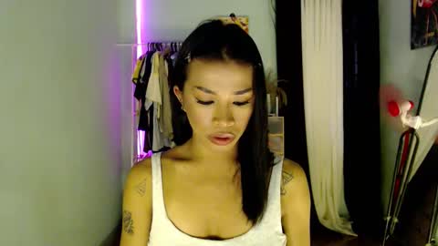 Snapshot of foxxygirly_ chatting on 19, 5, 2026 Eva Violet online show from 19, 5, 2026