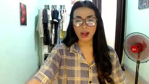 Snapshot of foxxygirly_ chatting on 11, 6, 2026 Eva Violet online show from 11, 6, 2026