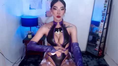 Snapshot of foxy_goddess chatting on 16, 11, 2025 foxy_goddess online show from 16, 11, 2025